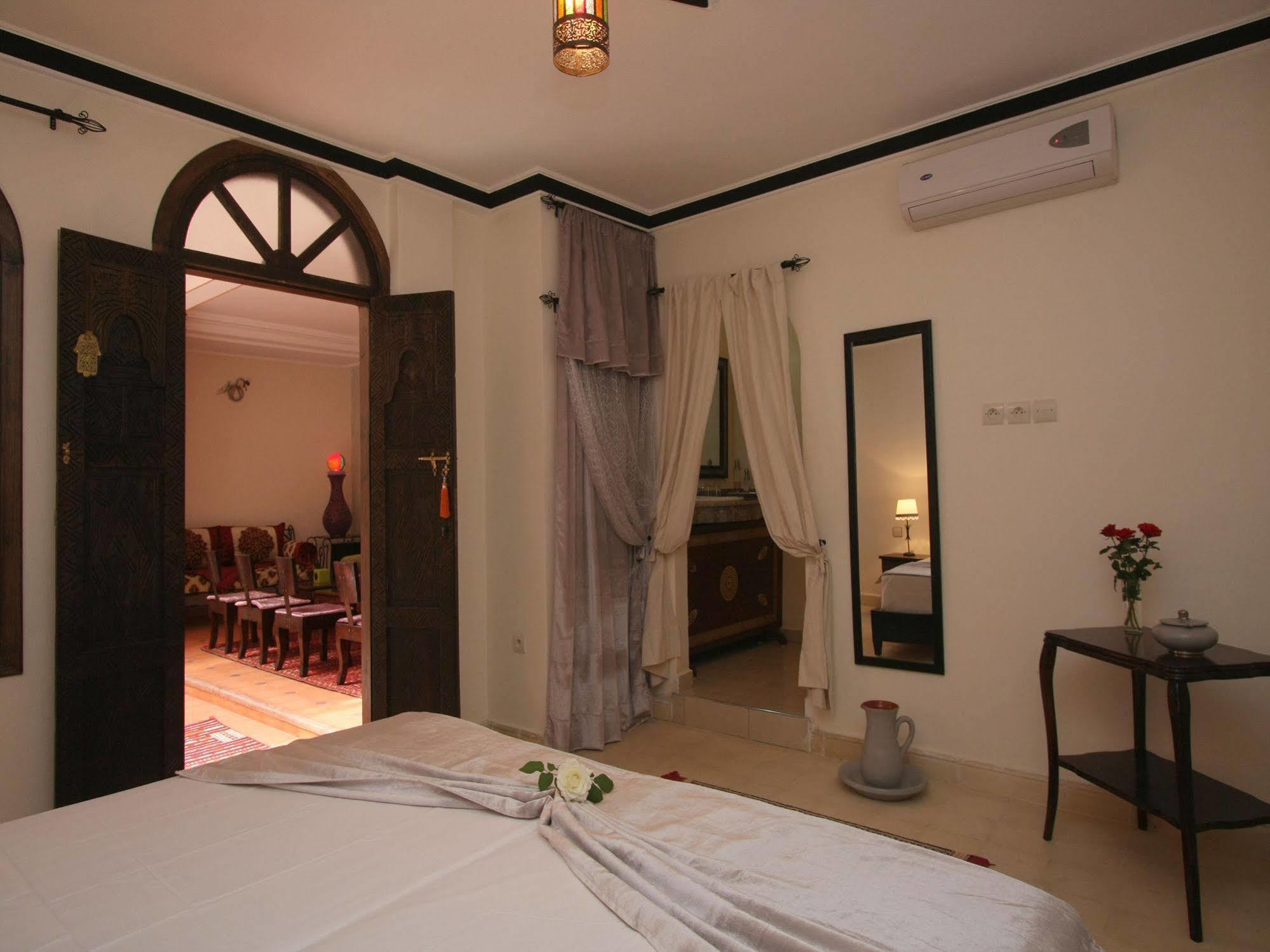 Riad De La Semaine Marrakesch Exterior foto